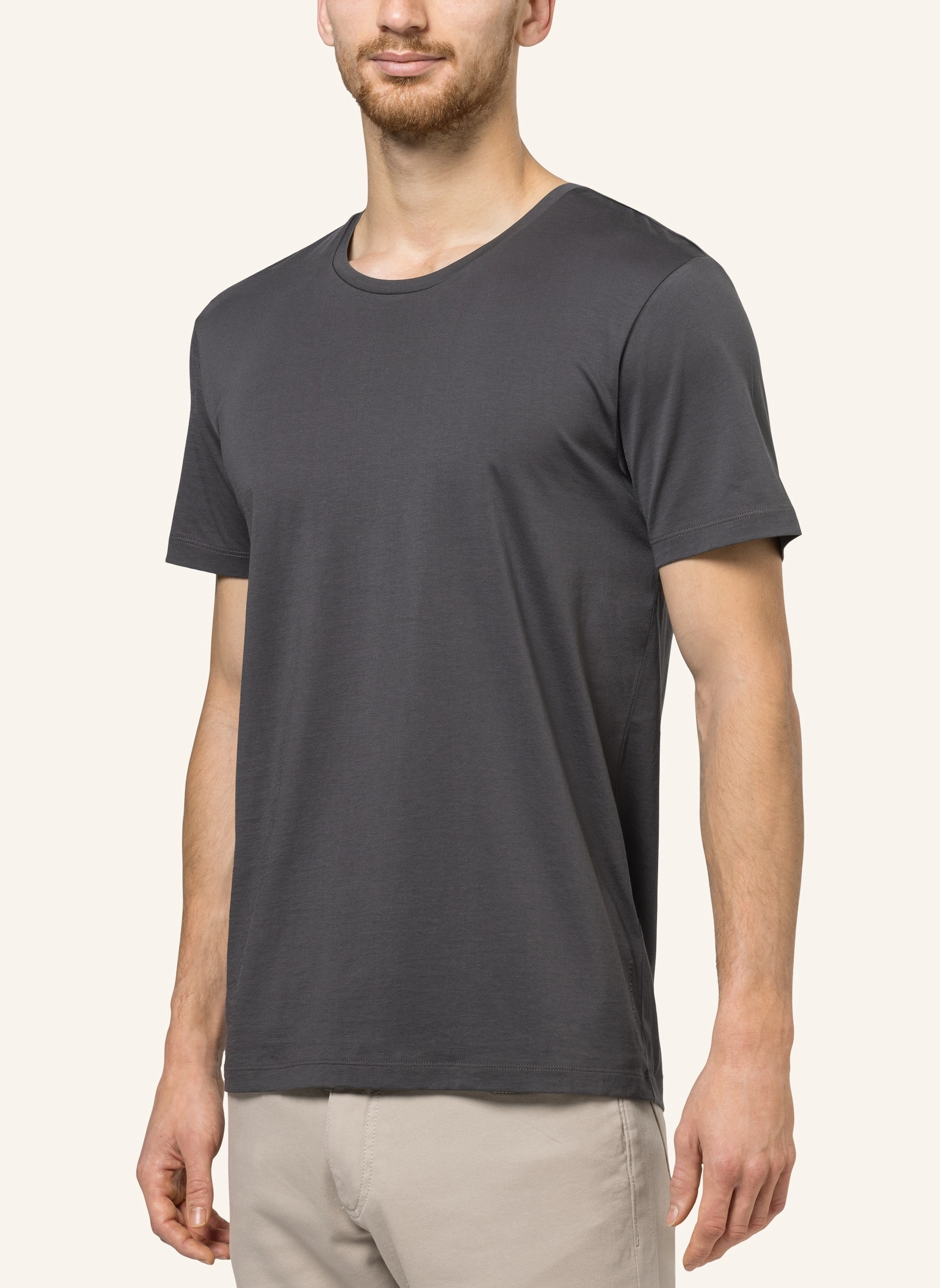 TRUSTED HANDWORK Round Neck 1/2-Sleeve T-Shirt