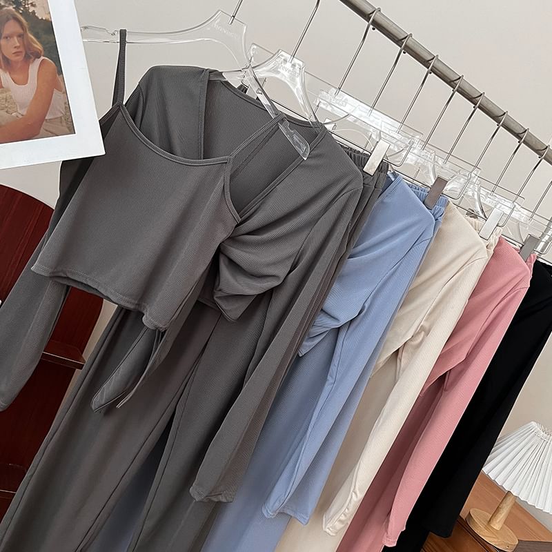 Babique - Set: Effen crop top + vest met strik aan de voorkant + elastische tailleband met wijde pijpen