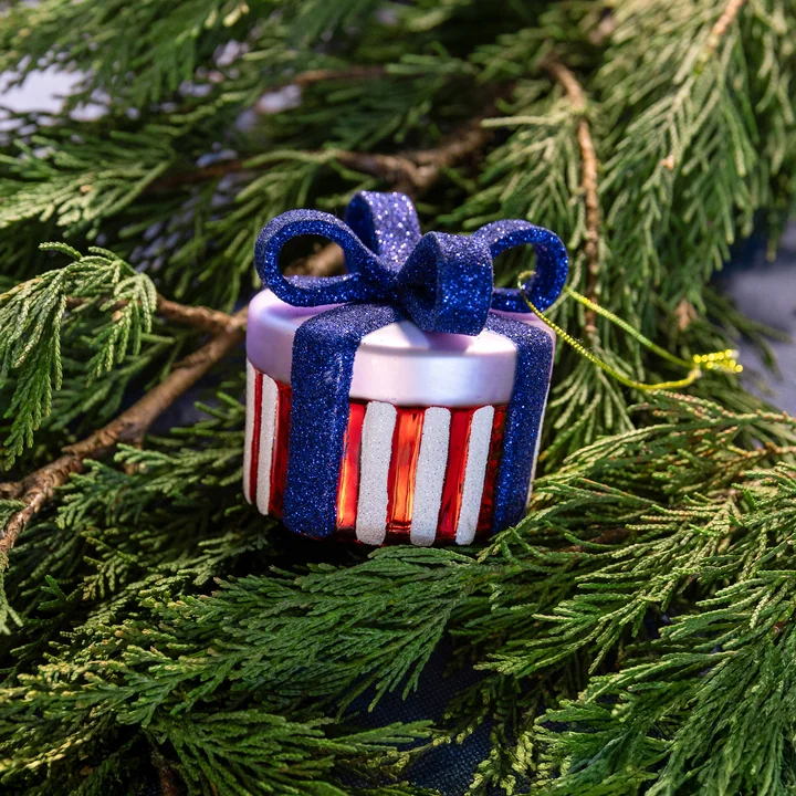 &klevering - Gift Ornament, rot / mehrfarbig