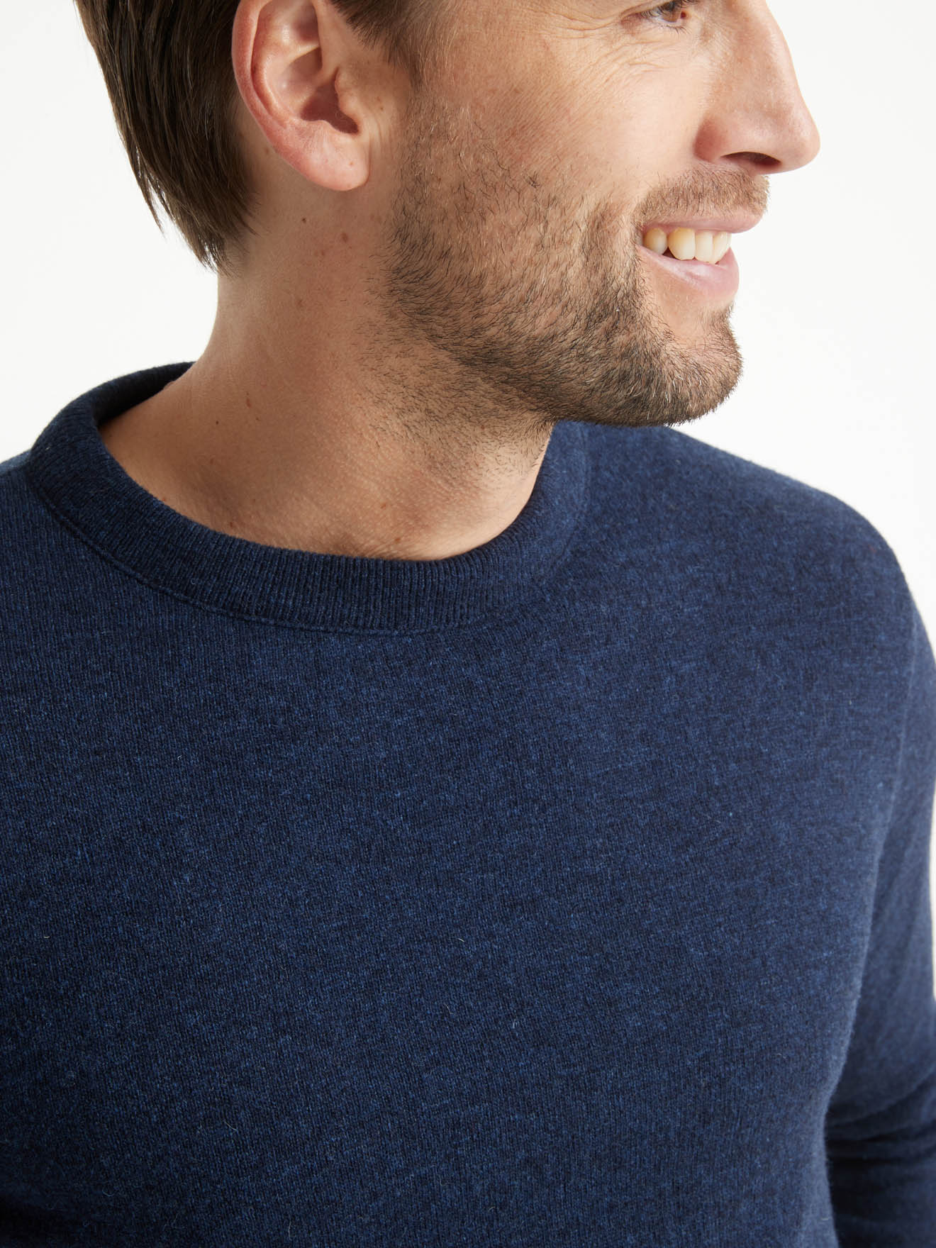 Pull encolure ronde 100% acrylique