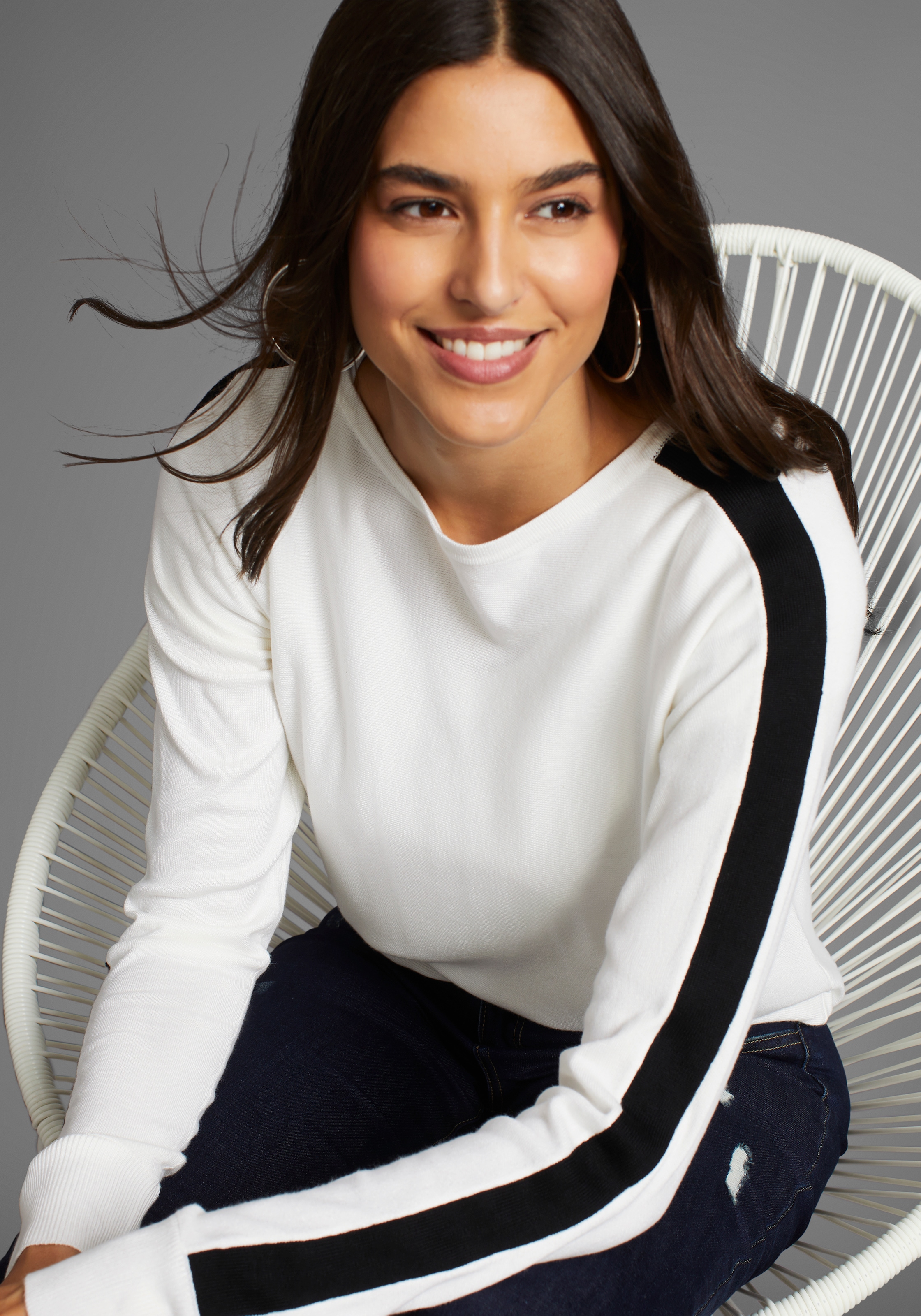 Laura Scott Longpullover , mit farblich abgesetzten Kontraststreifen