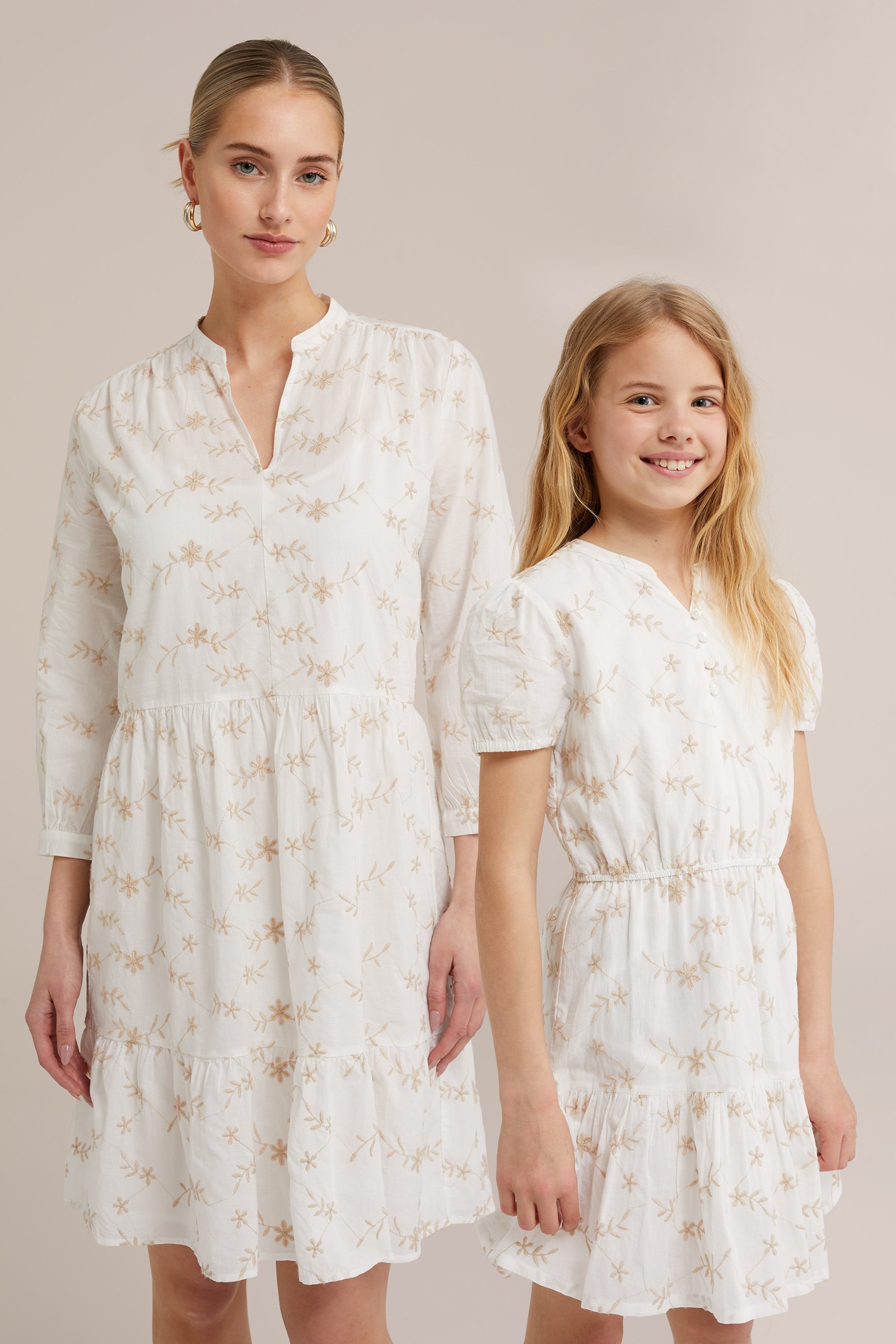 jurk met embroidery WE Fashion Wit