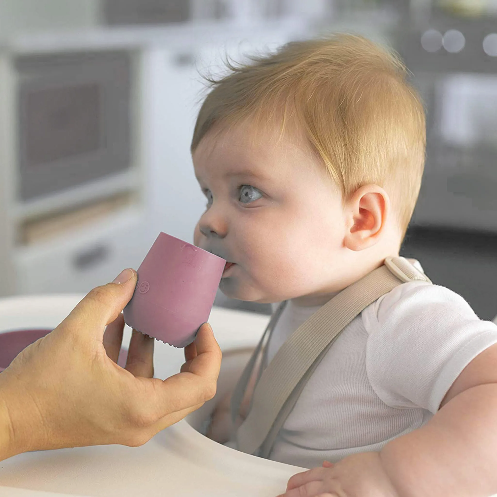 EZ PZ Fun Verre d'Apprentissage en Silicone Tiny Cup - Rose Blush