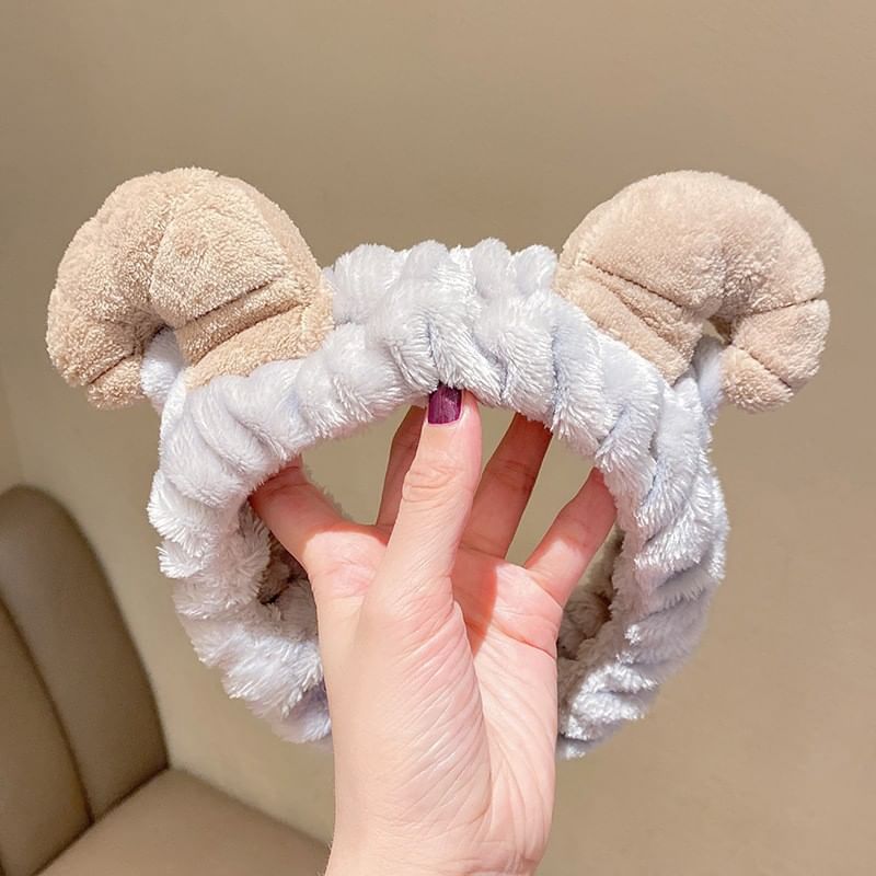 Karnemelk - Schapenhoorn Chenille Gezichtsreiniger Hoofdband