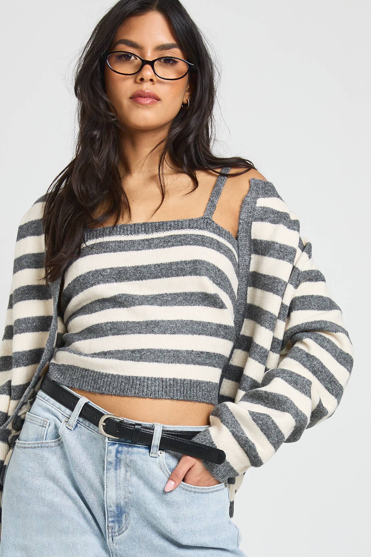boohoo Ensemble 2 Pièces Cardigan Oversize et Crop Top Tricotés à Rayures Ultra Doux
