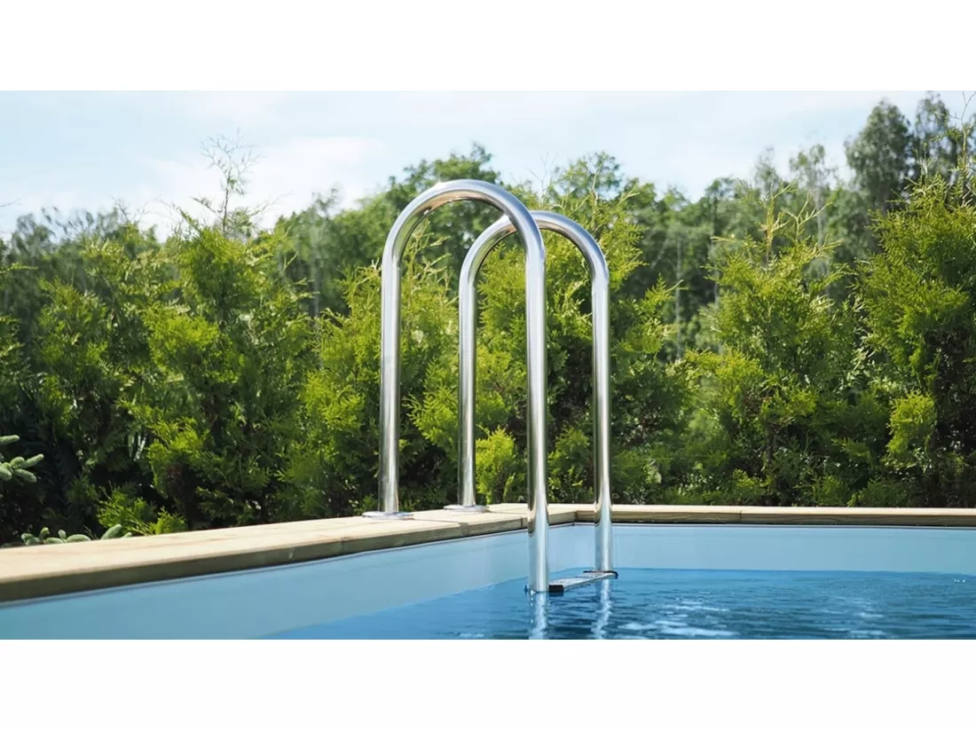 Piscine en bois 12,20x6,20 - H.1,44 m - avec filtration et coffre - BAS762OSPI+SZA - ALTANKA