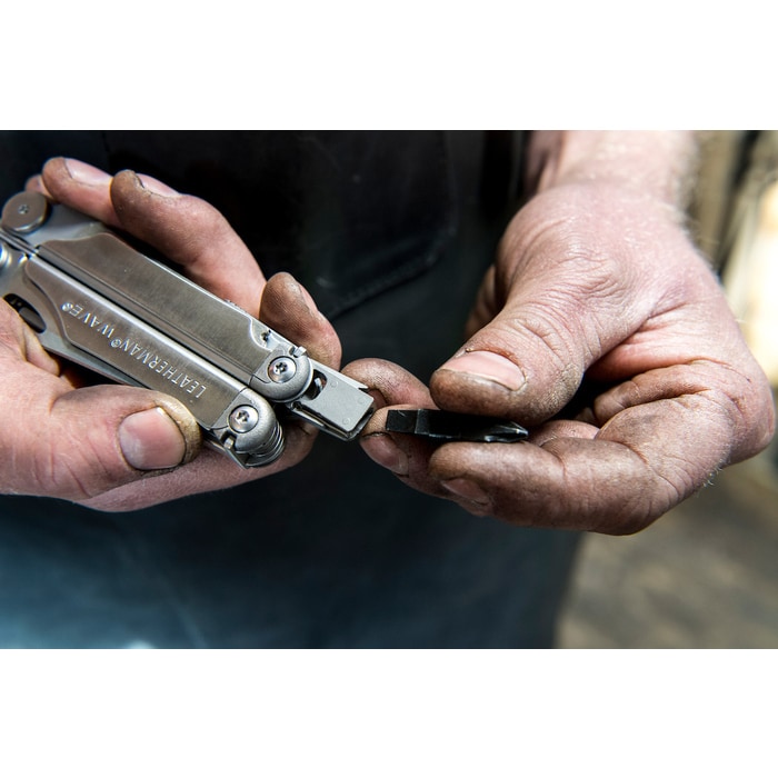 Leatherman Wave Pluss m/Molle Stainless<br>Arbeid, tur og hverdags med 17 verktøy!