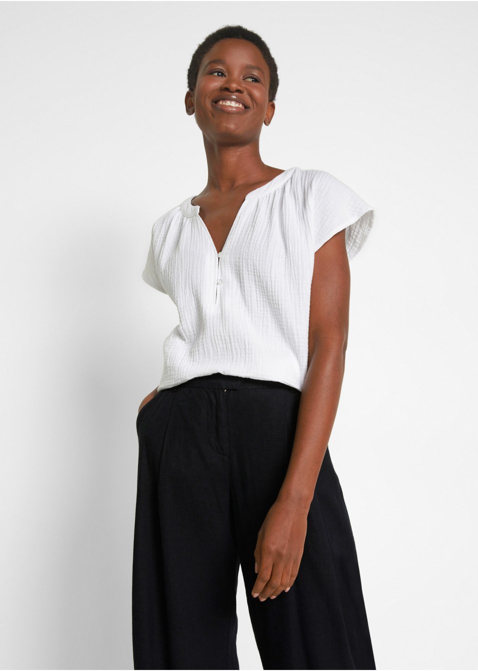 Pantalon palazzo avec lin majoritaire, coupe très large