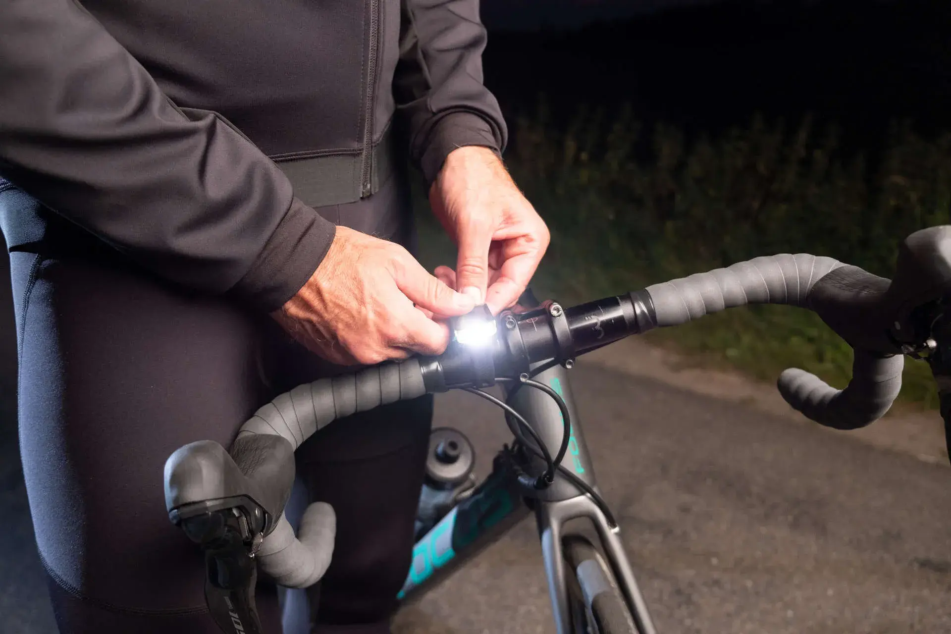 BBB Cycling Spark 2.0 BLS-153 Verlichtingsset Zwart