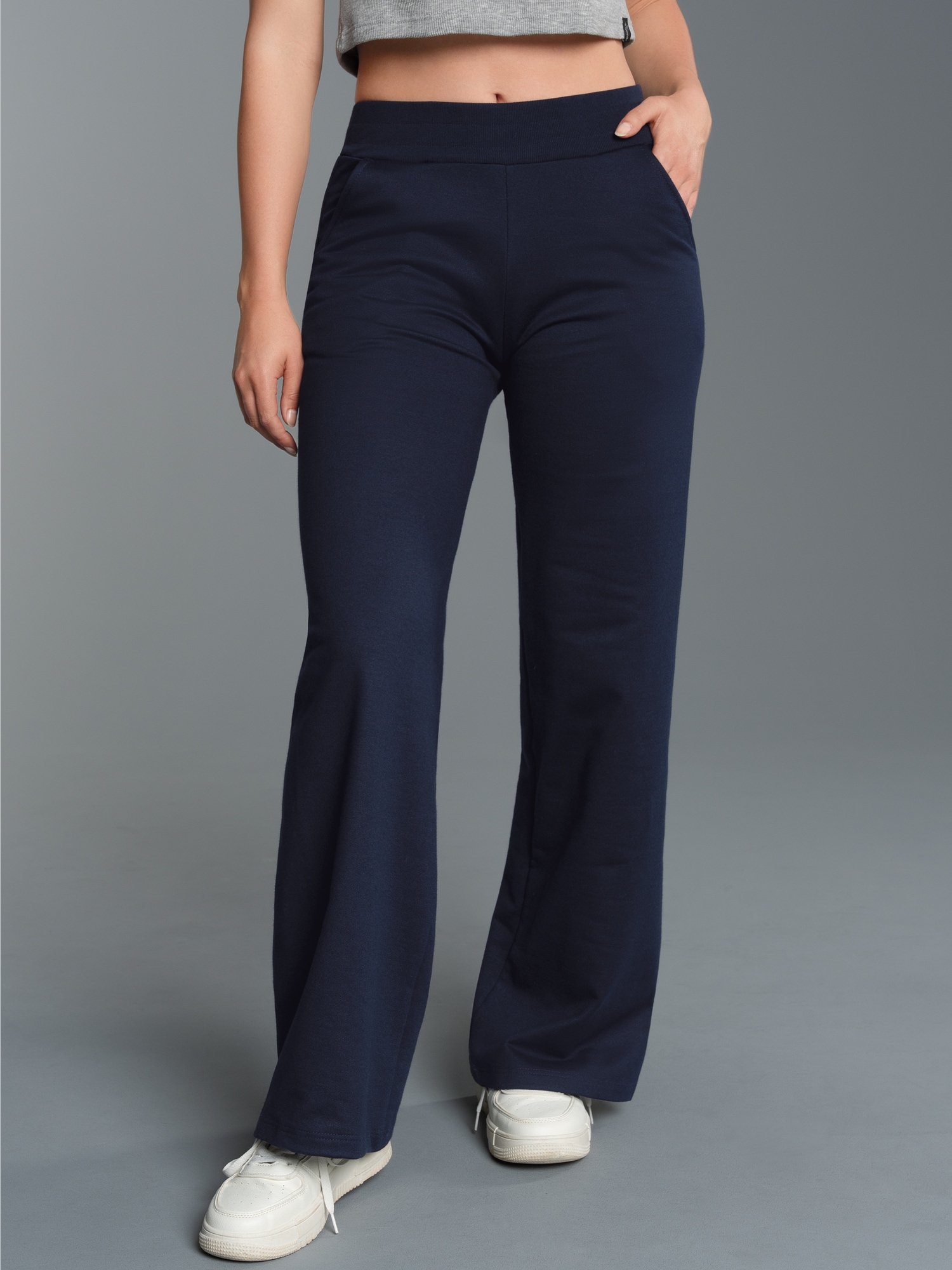 Jogginghose mit weitem Bein Navy