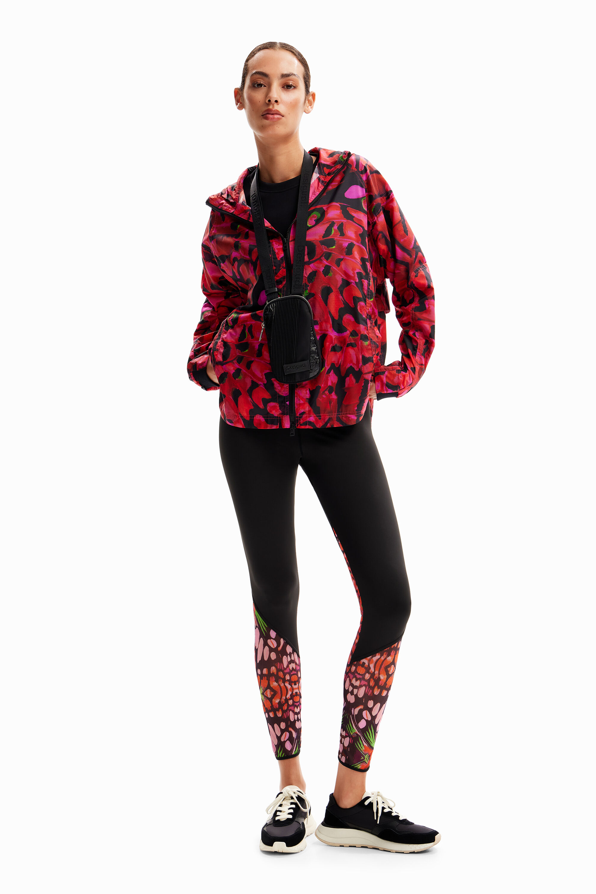 Veste sport court papillon