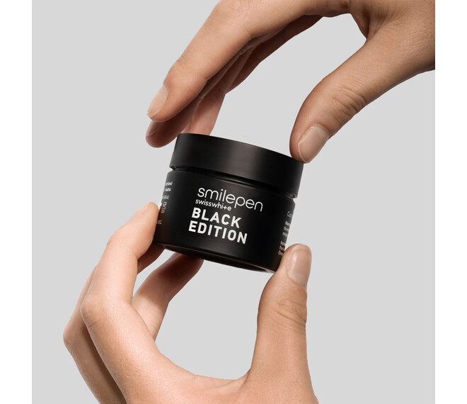 smilepen Black Edition Natural Coconut Teeth Whitening Powder