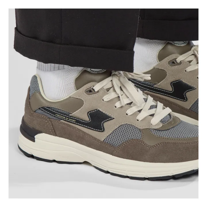 Stepney Workers Club Baskets Amiel S-Strike | Gris