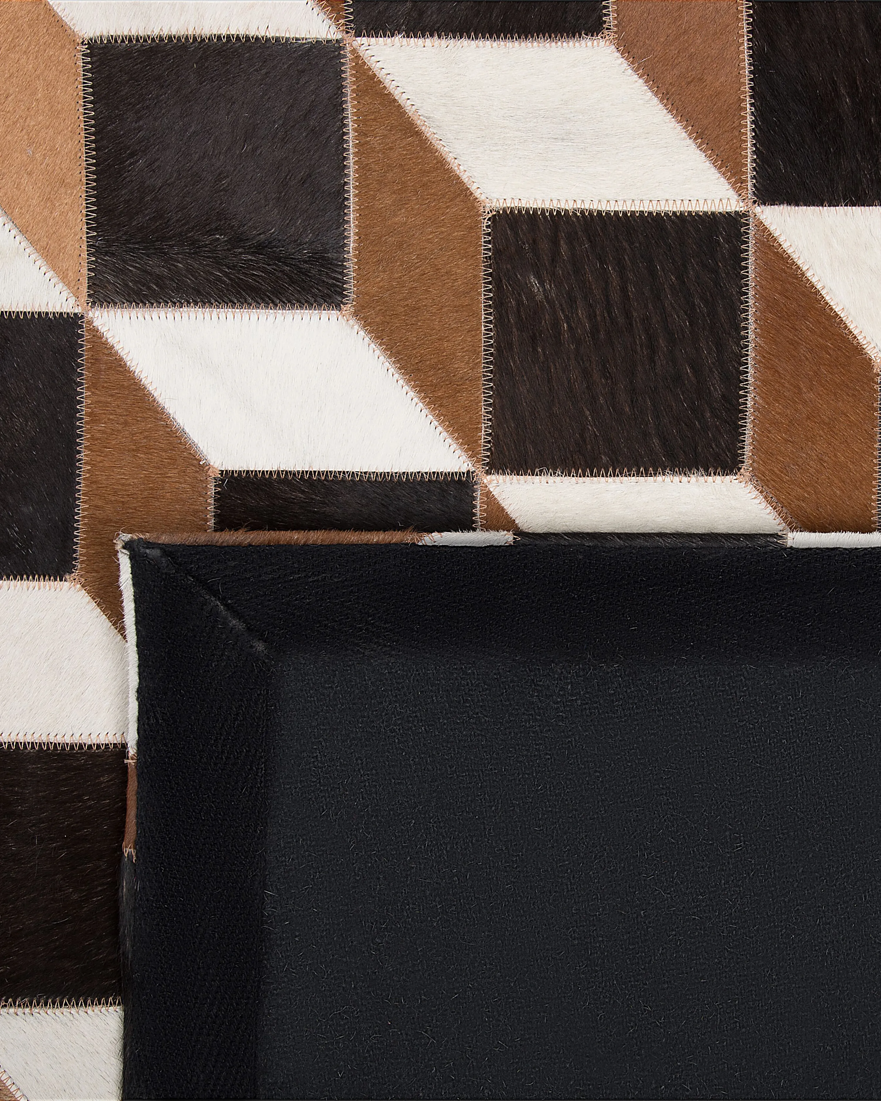 Vloerkleed ALPKOY Bruin 140 x 200 cm Leer
