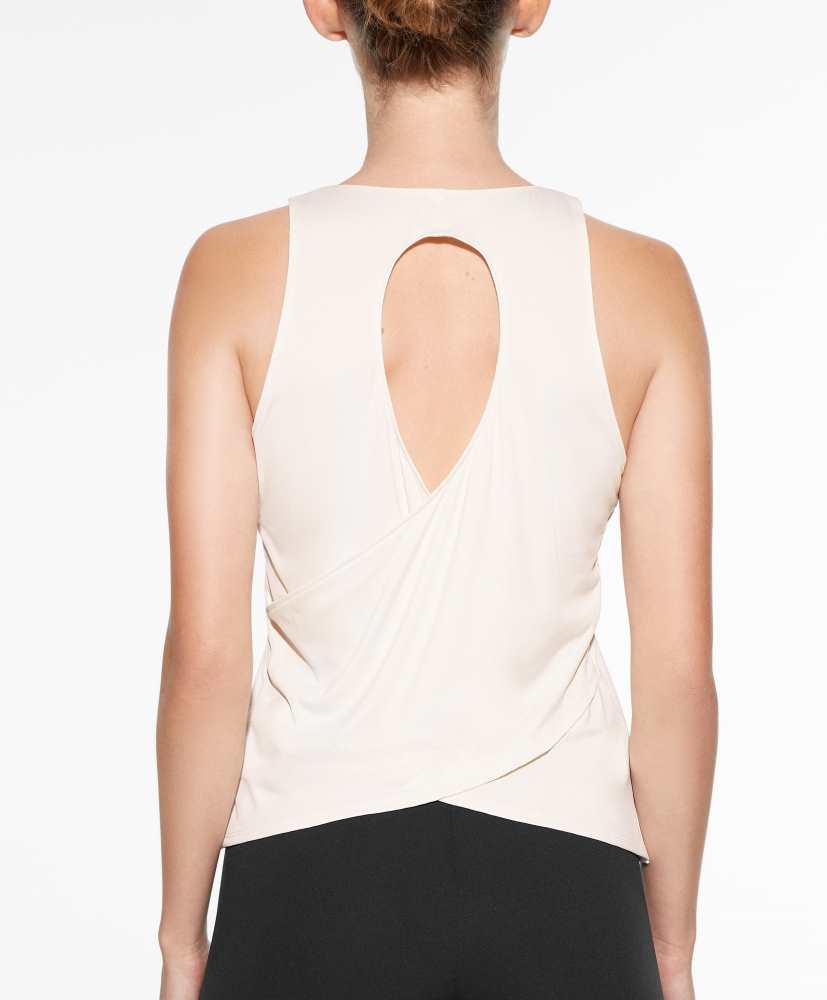 Camiseta Comfortlux com costas cruzadas