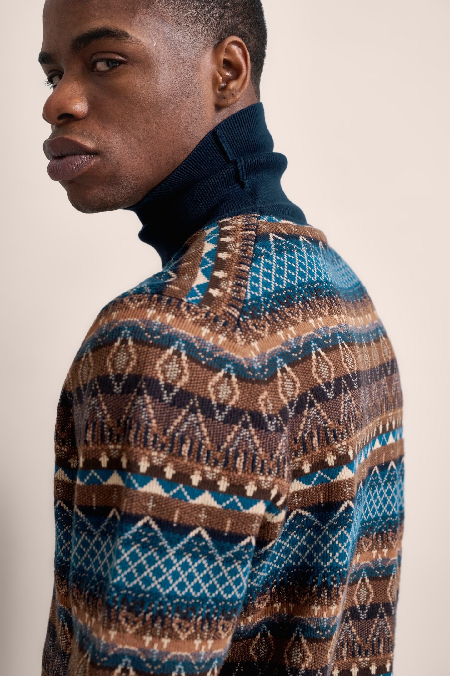 bugatti Rollkragenpullover , mit Multicolor-Muster