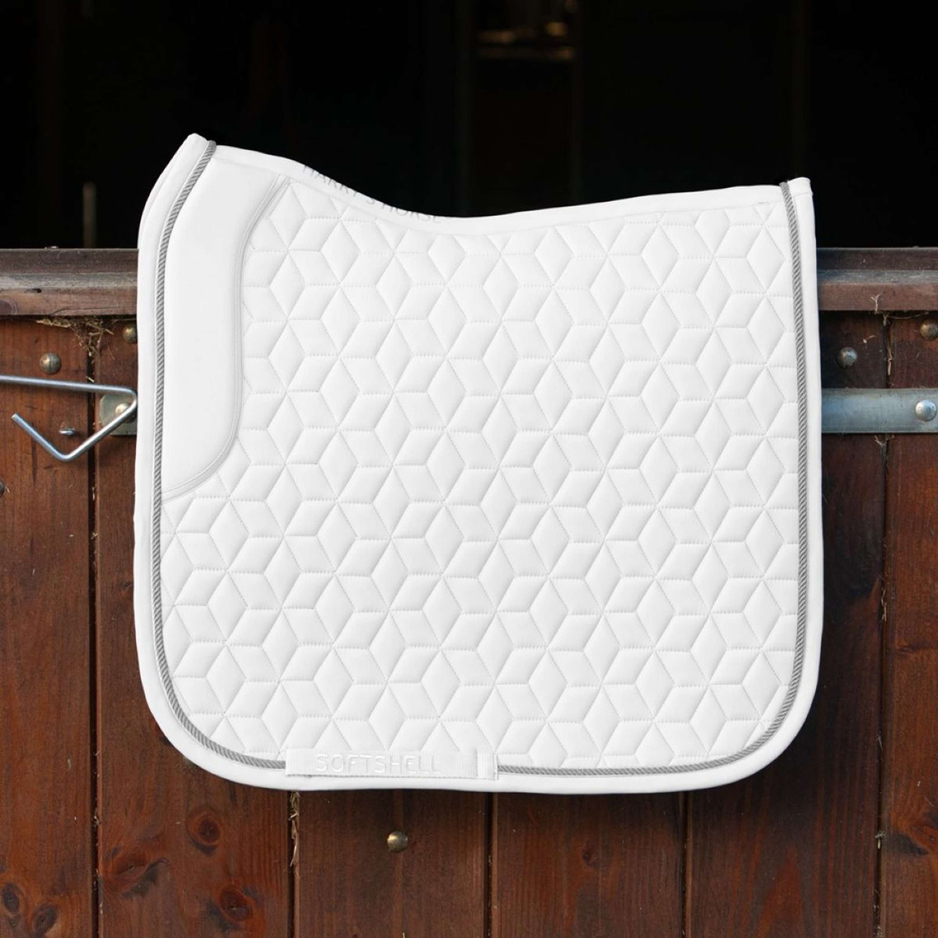 Harry's Horse Zadeldekje Softshell Dresuur Wit