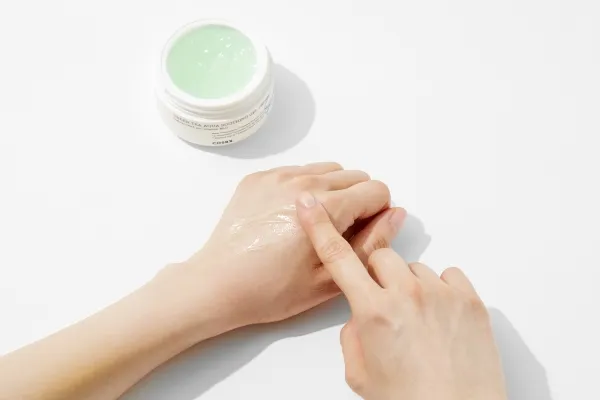 Cosrx Hydrium Green Tea Aqua Soothing Gel Cream 50 ml