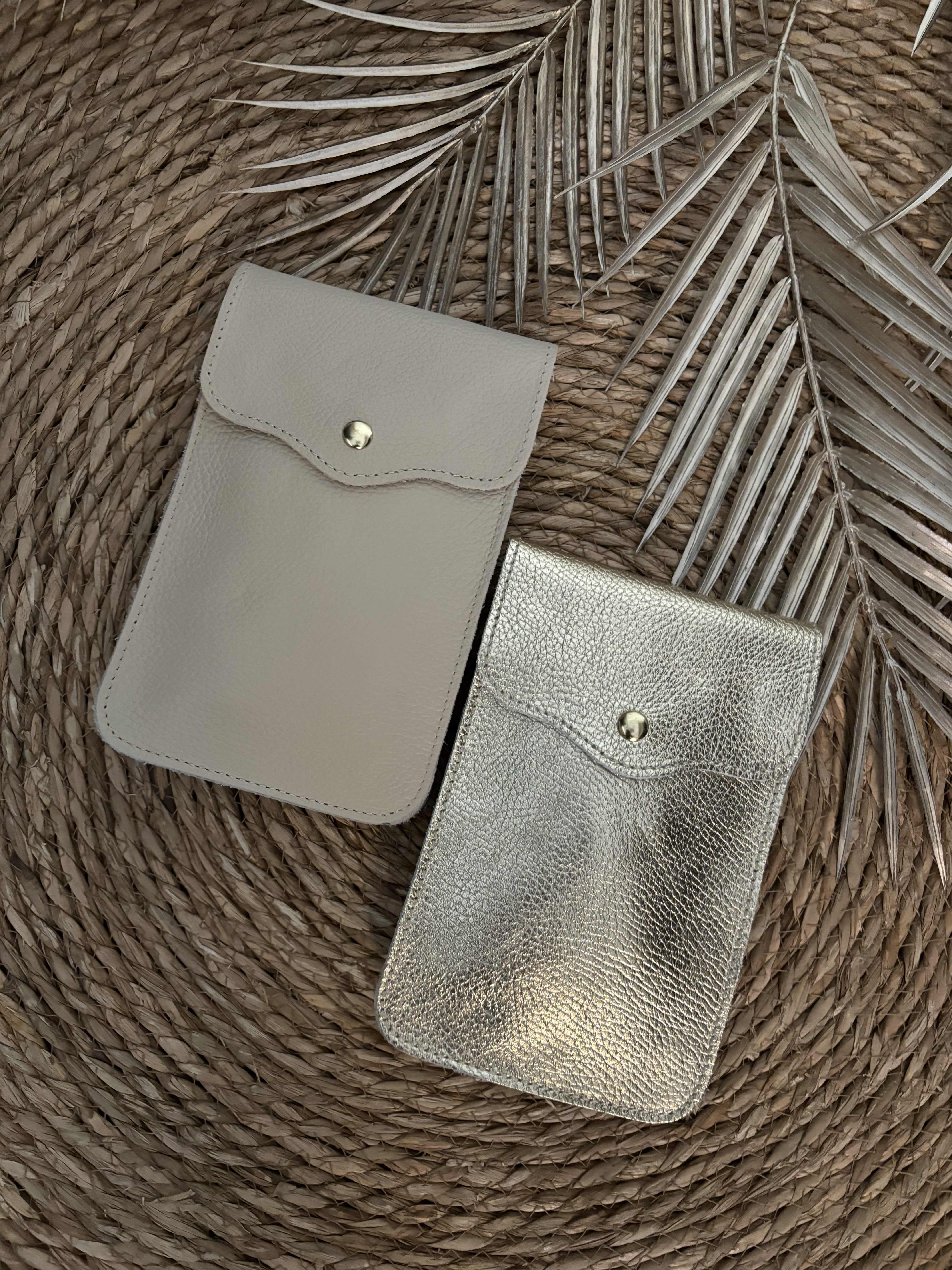 Nora Phone Bag Big - Goud