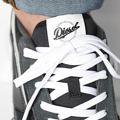 Baskets Racer Y02873 Volcanic Ash Brilliant White