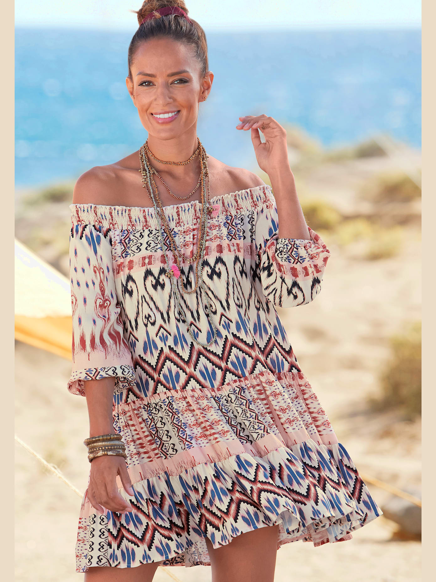 Robe imprimée encolure carmen tendance