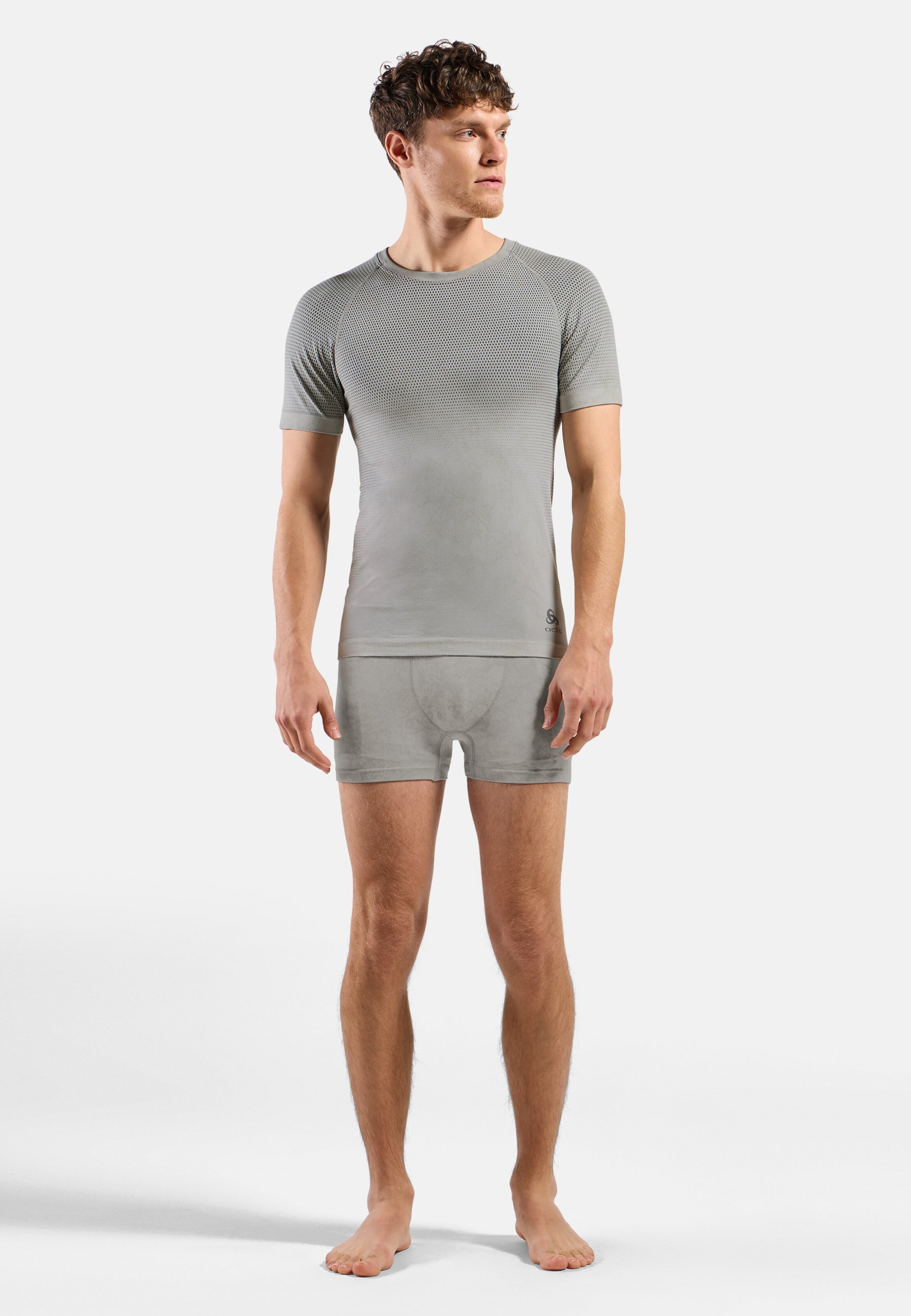 Kurzärmeliger Performance Light Base Layer mit Rain-Dye-Effekt in vetiver