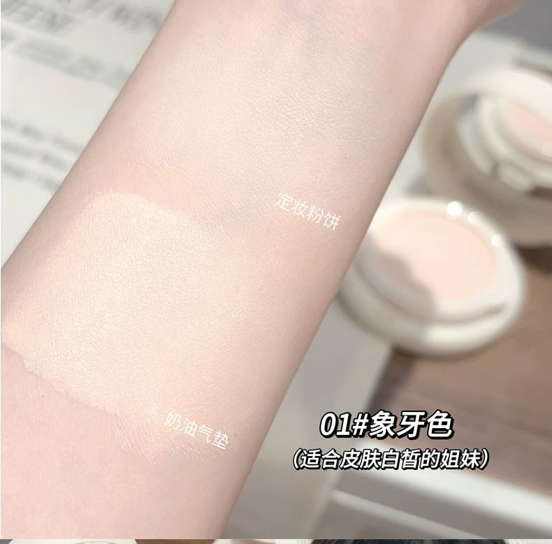 Gege Bear - 2 in 1 Hydraterende Air Cushion Foundation - 2 Kleuren