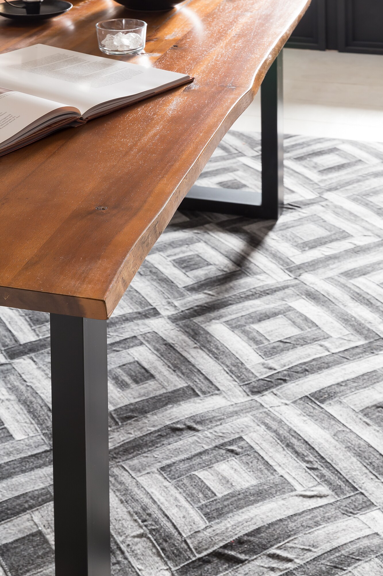 Essgruppe 5 tlg. 180x90 cm Sitzgruppe Massivholz Essstuhl Esstisch Tisch Stuhl