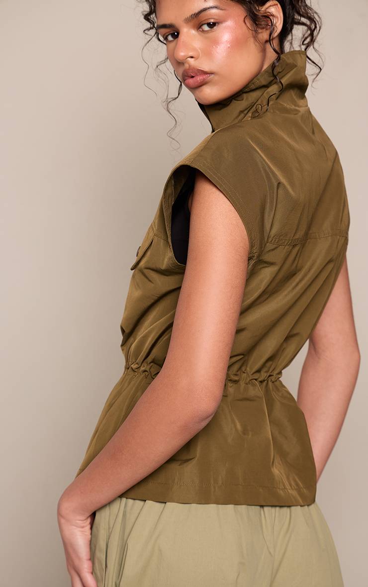 Kaki Gilet Col Montant Avec Taille Cintrée