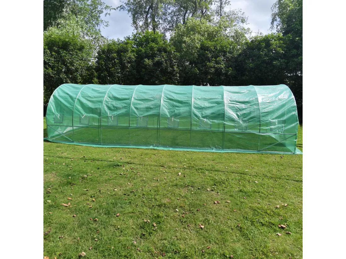 Serre en plastique tunnel en acier fondation grillagée toile PE 170g/m133