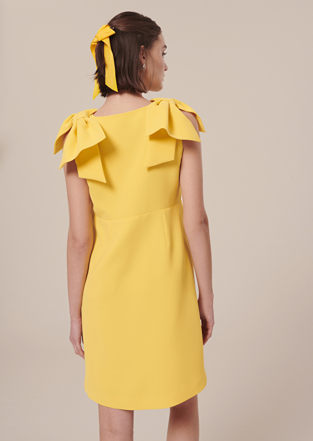Robe Remarquablejaune en crêpe