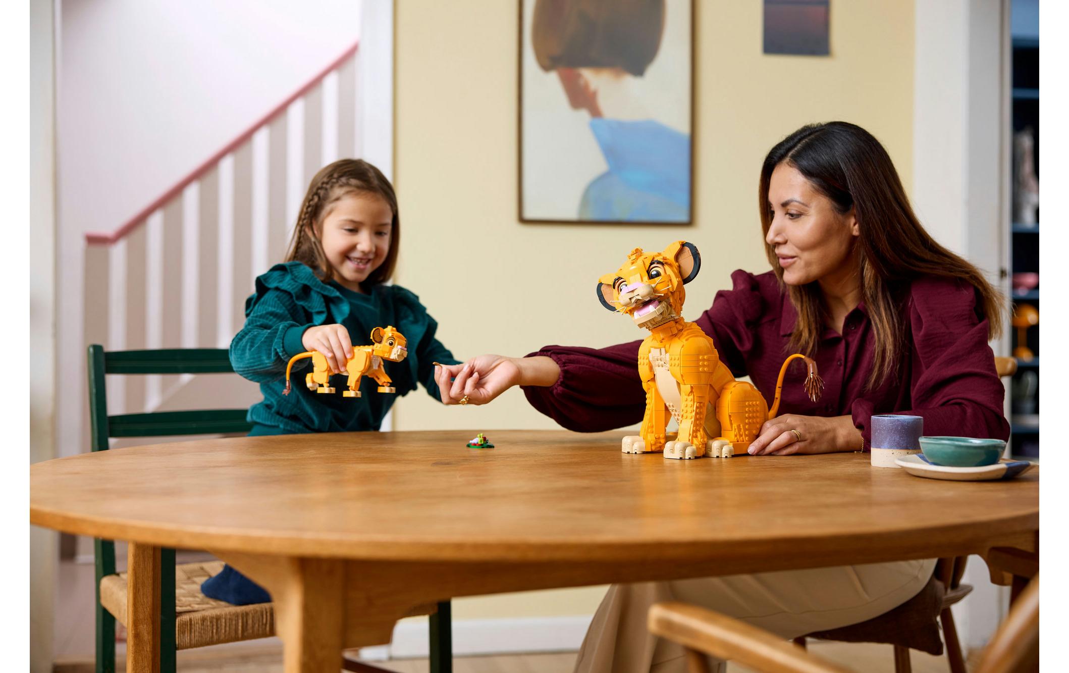 Disney Simba, der junge König der Löwen 43247<br>Anspruchsvolle Nachbildung einer klassischen Filmfigur