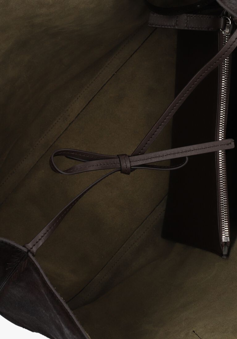 bruine hogan shopper adress shopping media