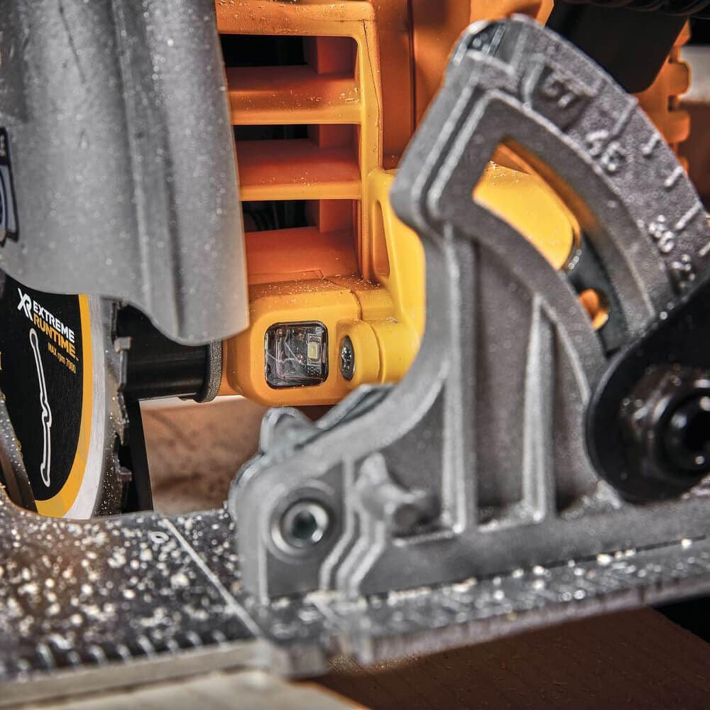 Kit de serra circular DEWALT 18V sem escova XR FLEXVOLT Advantage 6.0AH DCS573T1-XE