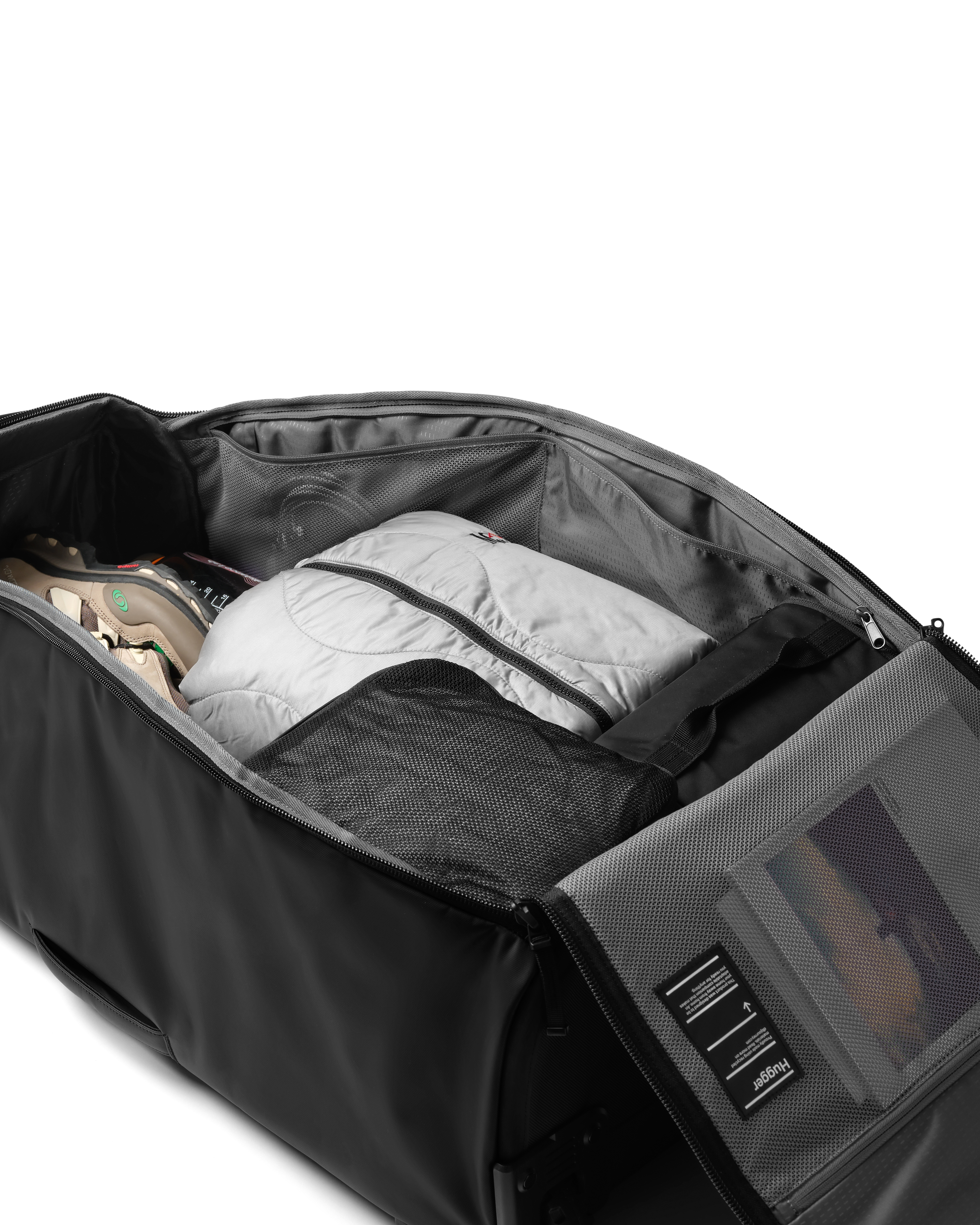 Hugger Roller Bag Check-in 90L Black Out