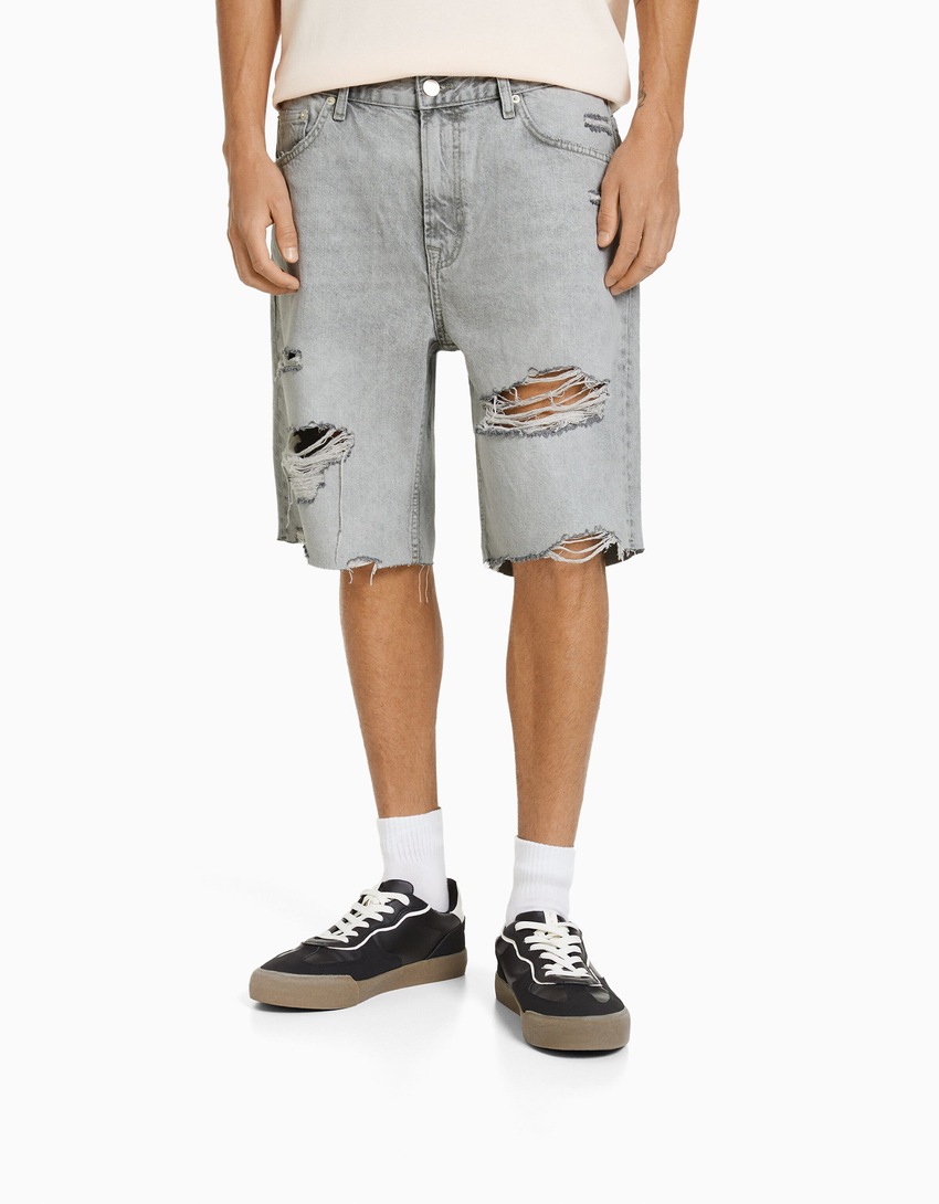 Bermuda jeans rasgada de corte justo