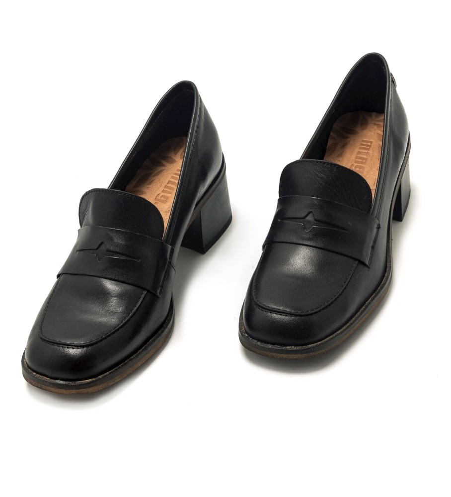 Sapatos de couro preto Mustang Lys