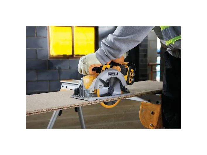 DeWALT DCS391NT - Cirkelsav - ledningfri - 460 W - 165 mm - intet batteri - 18 V - SOLO