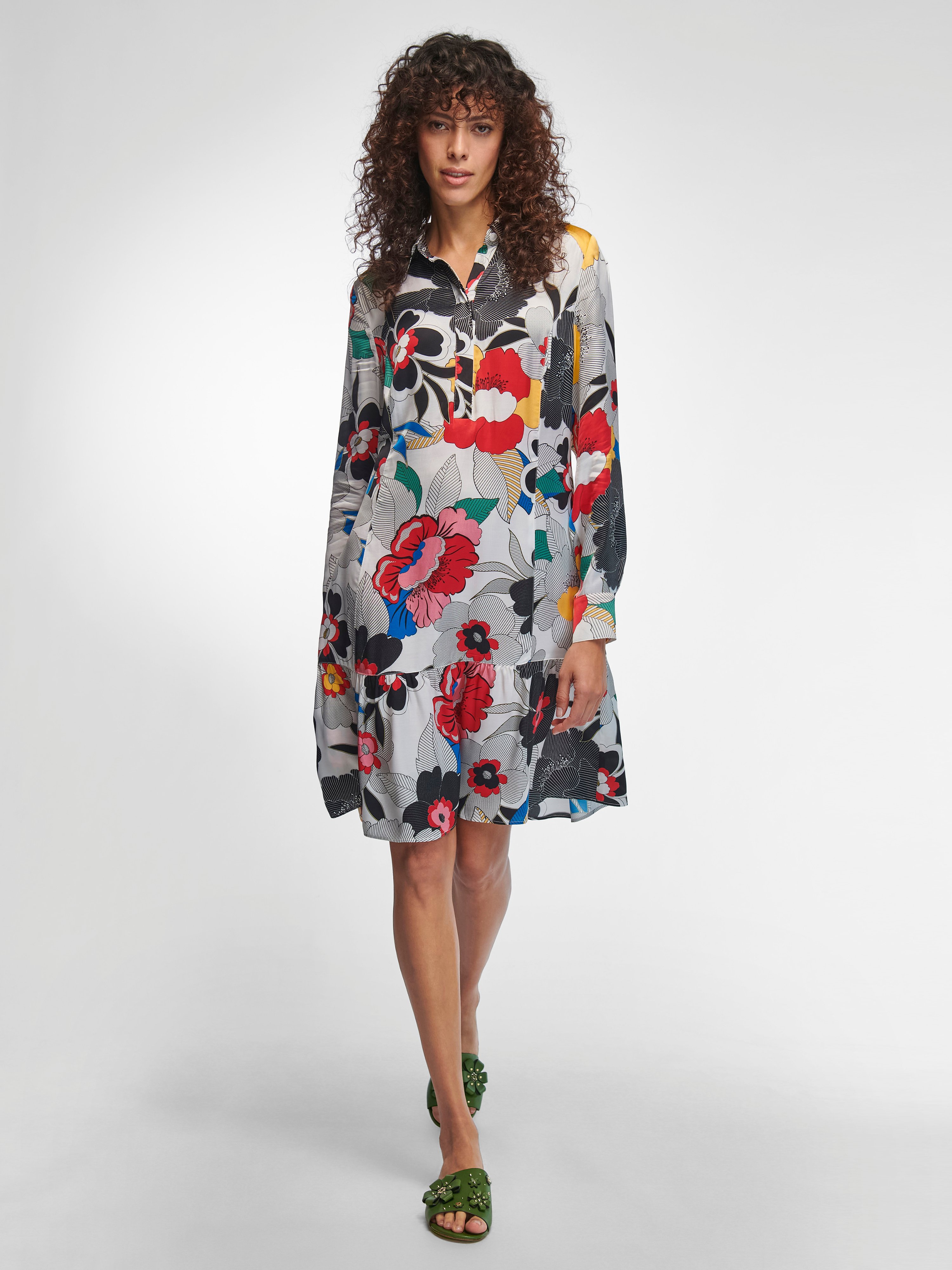 Kleid mit Hemdkragen