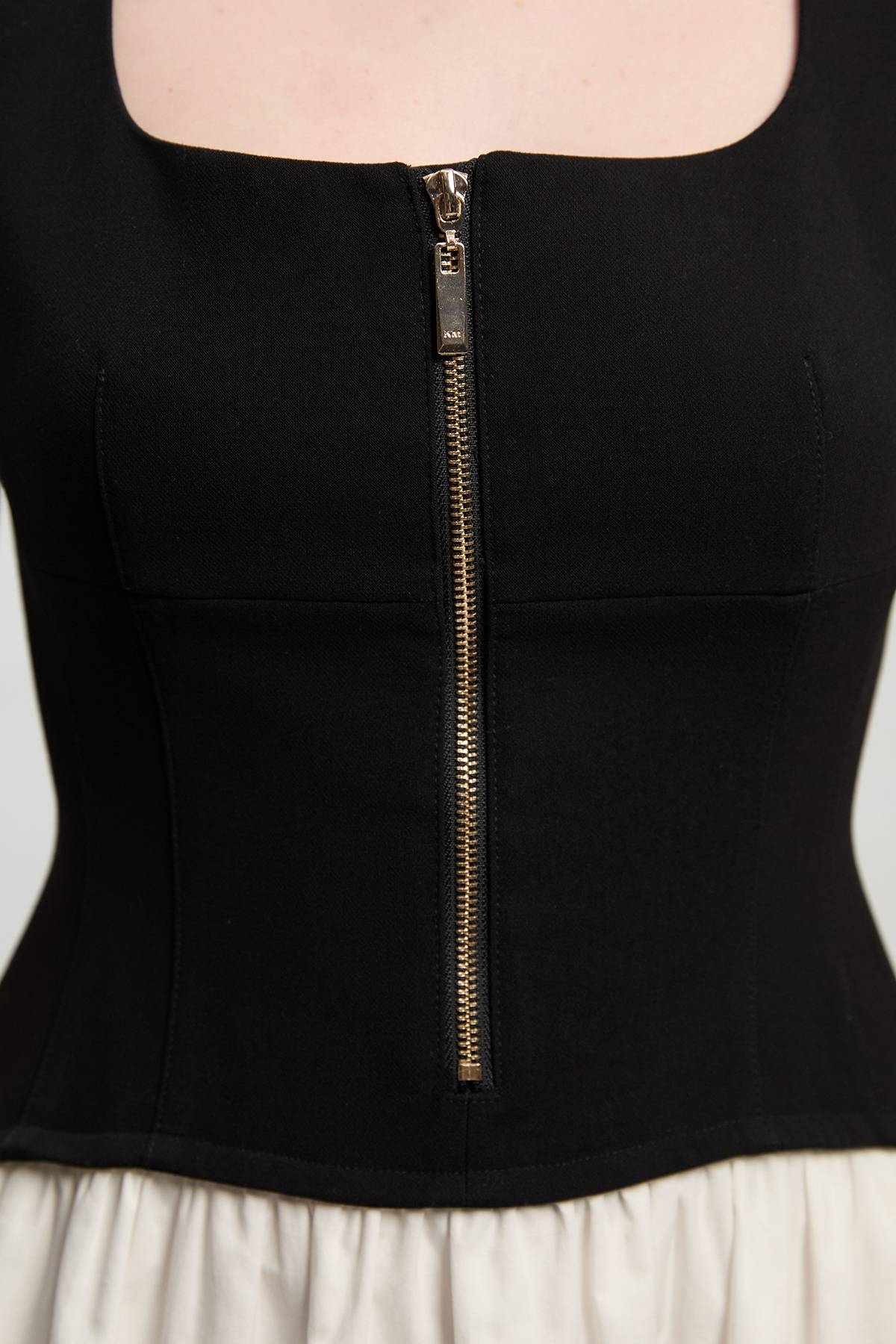 KarenMillen Robe Midi Ajustée À Jupe Évasée En Mélange Coton Stretch Compact Petite Taille