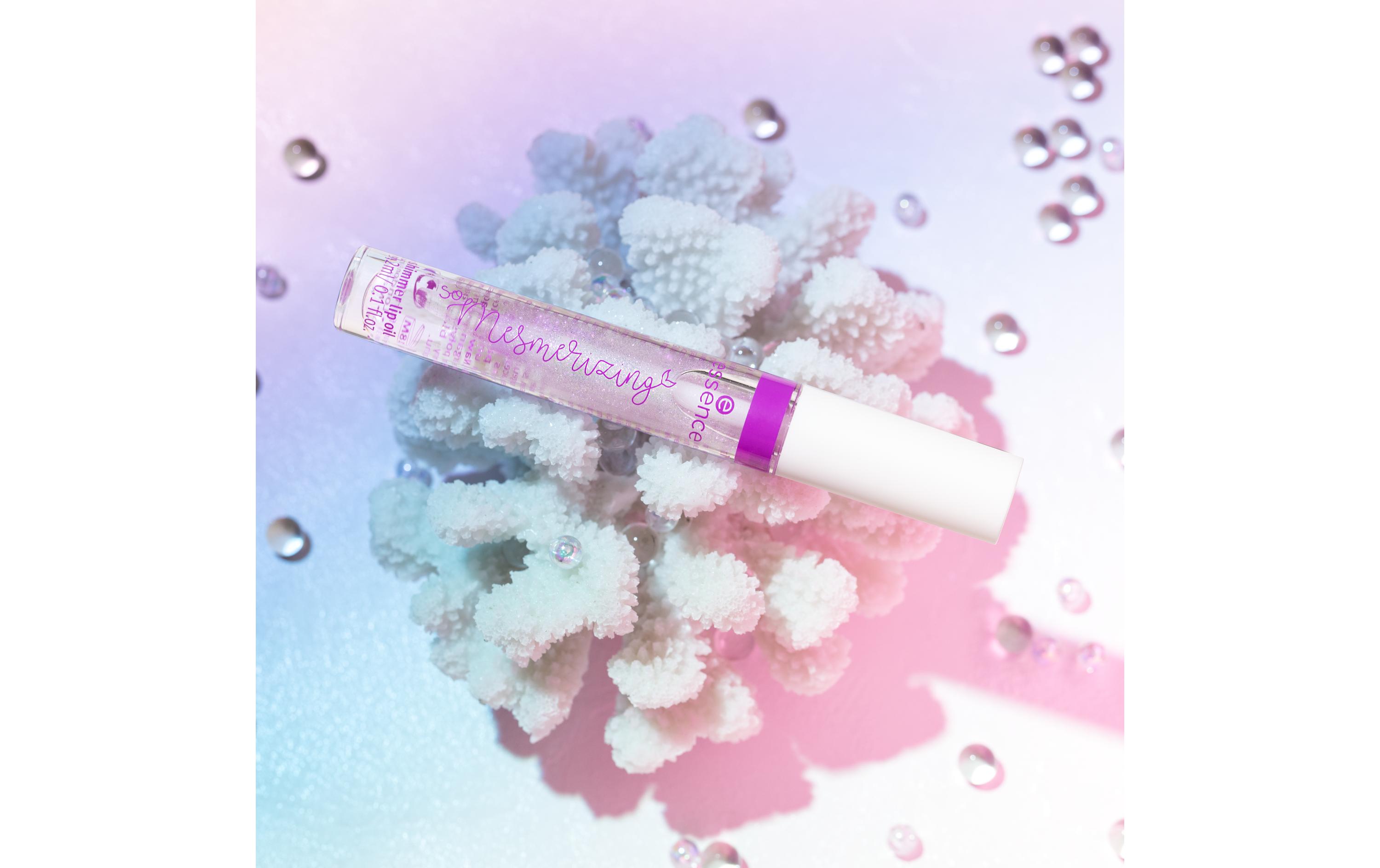Lip Gloss Shimmer Oil Mer-made To Glow!Pflegendes Lippenöl mit 3D-Schimmer-Effekt