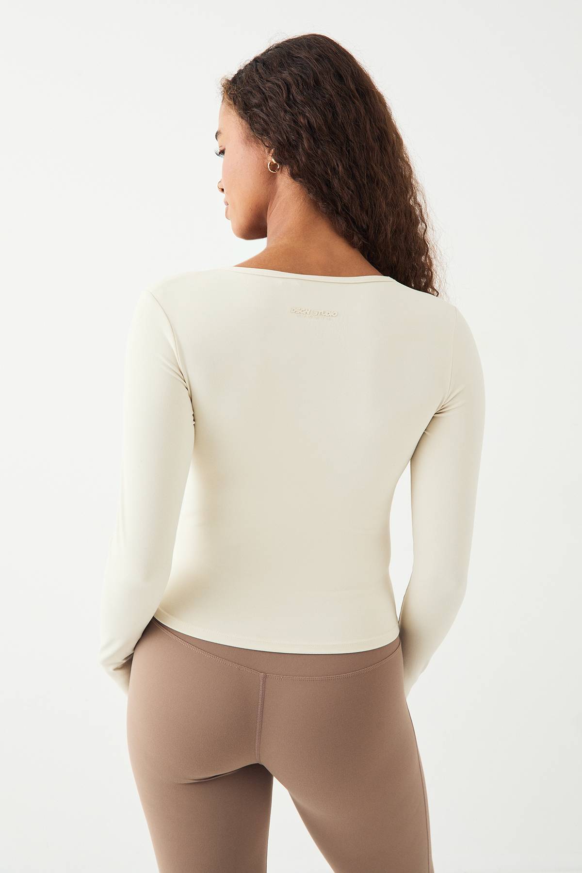 DSGN Studio Ultra Sculpt Top Manches Longues Croisé Devant Rembourré