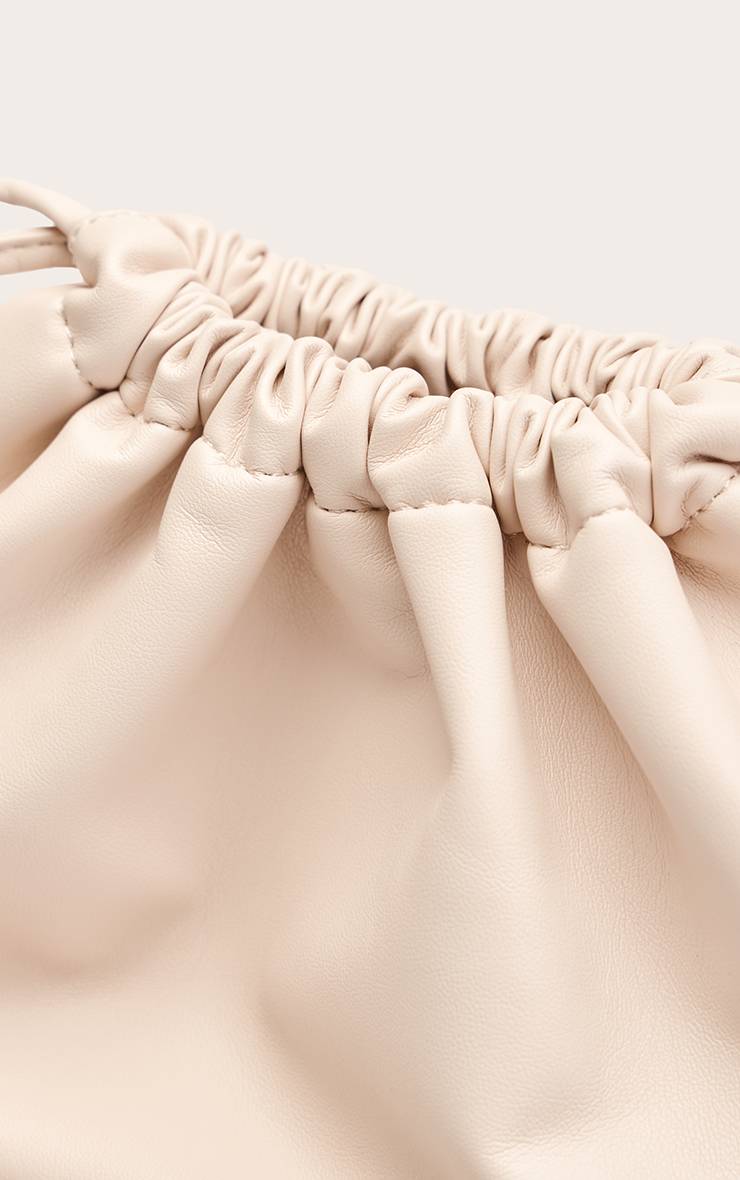 Crème Pochette Souple En Synthétiquecuir