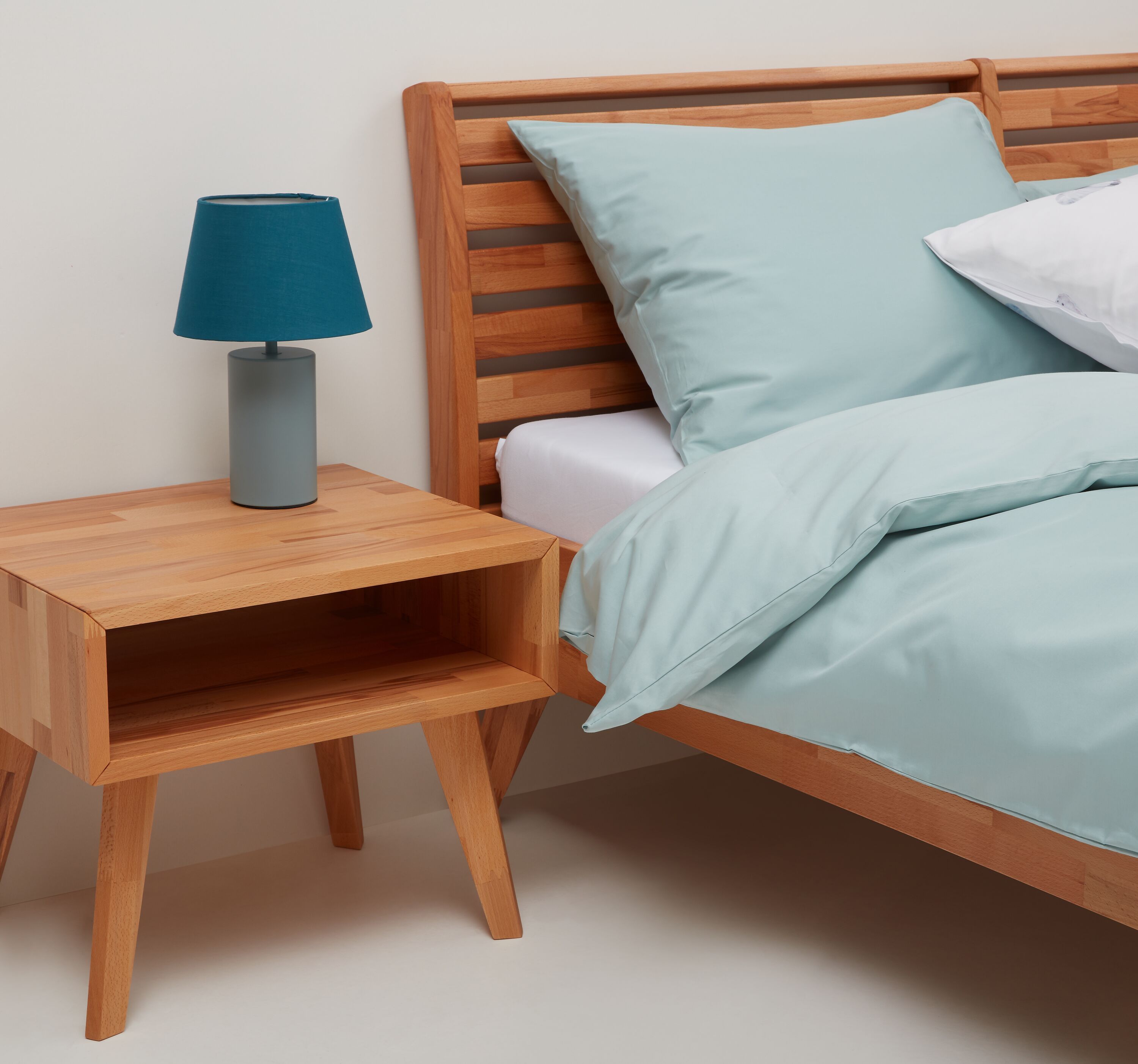 HASENA JACA Nachttisch - Kernbuche / B: 50.0 cm x T: 41.0 cm x H: 42.0 cm