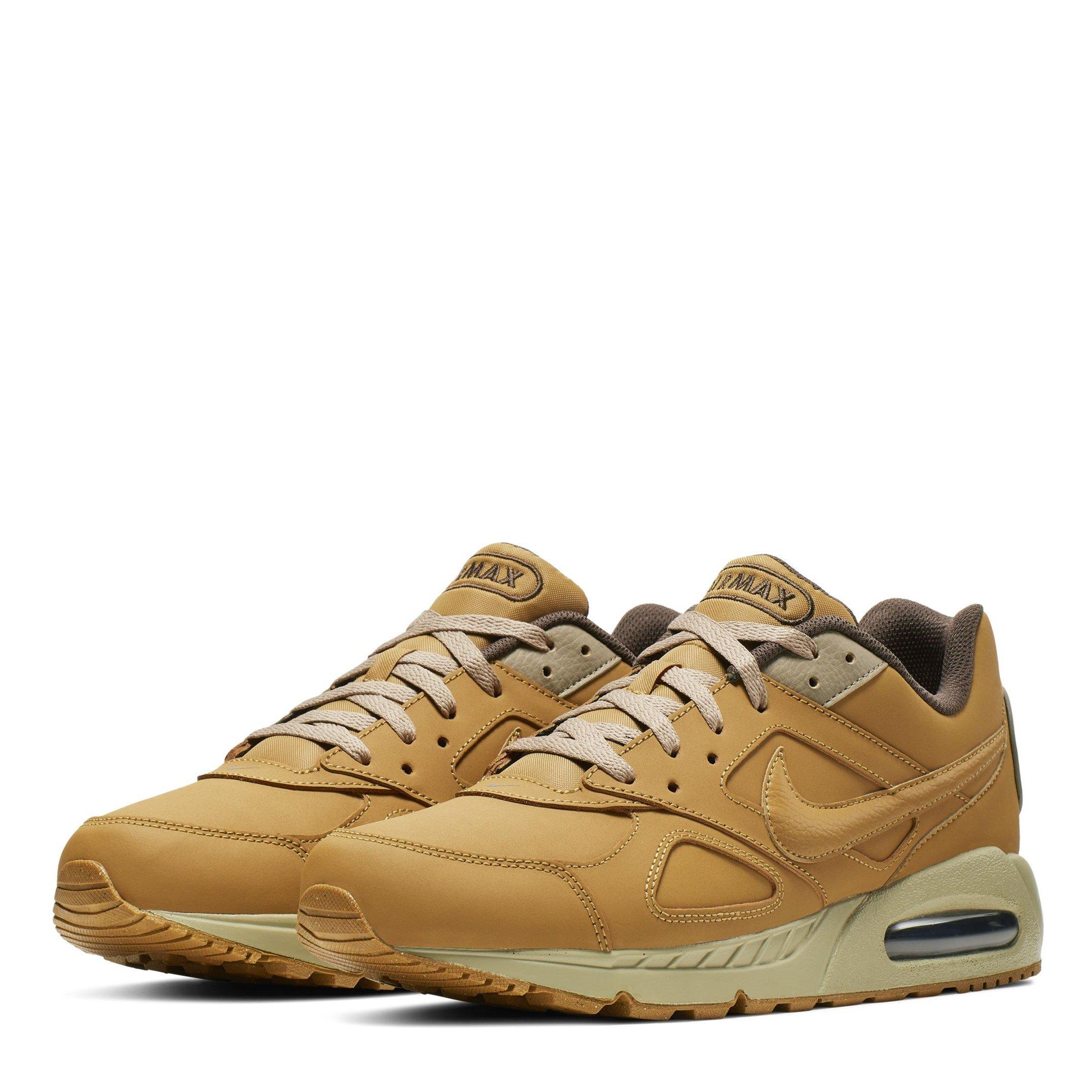 Nike Air Max IVO Trainers