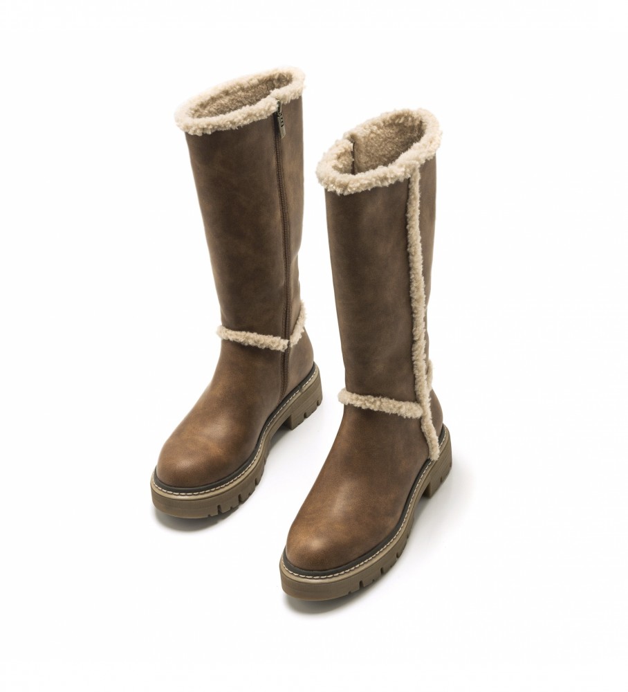 Botas altas de pele de carneiro marrom Mustang