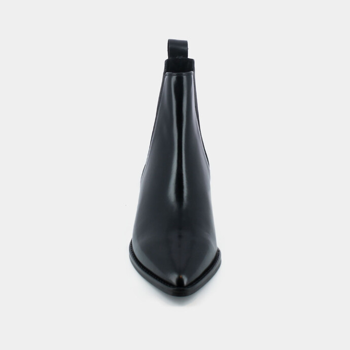 Bottines à talons et bouts pointus  en cuir noir