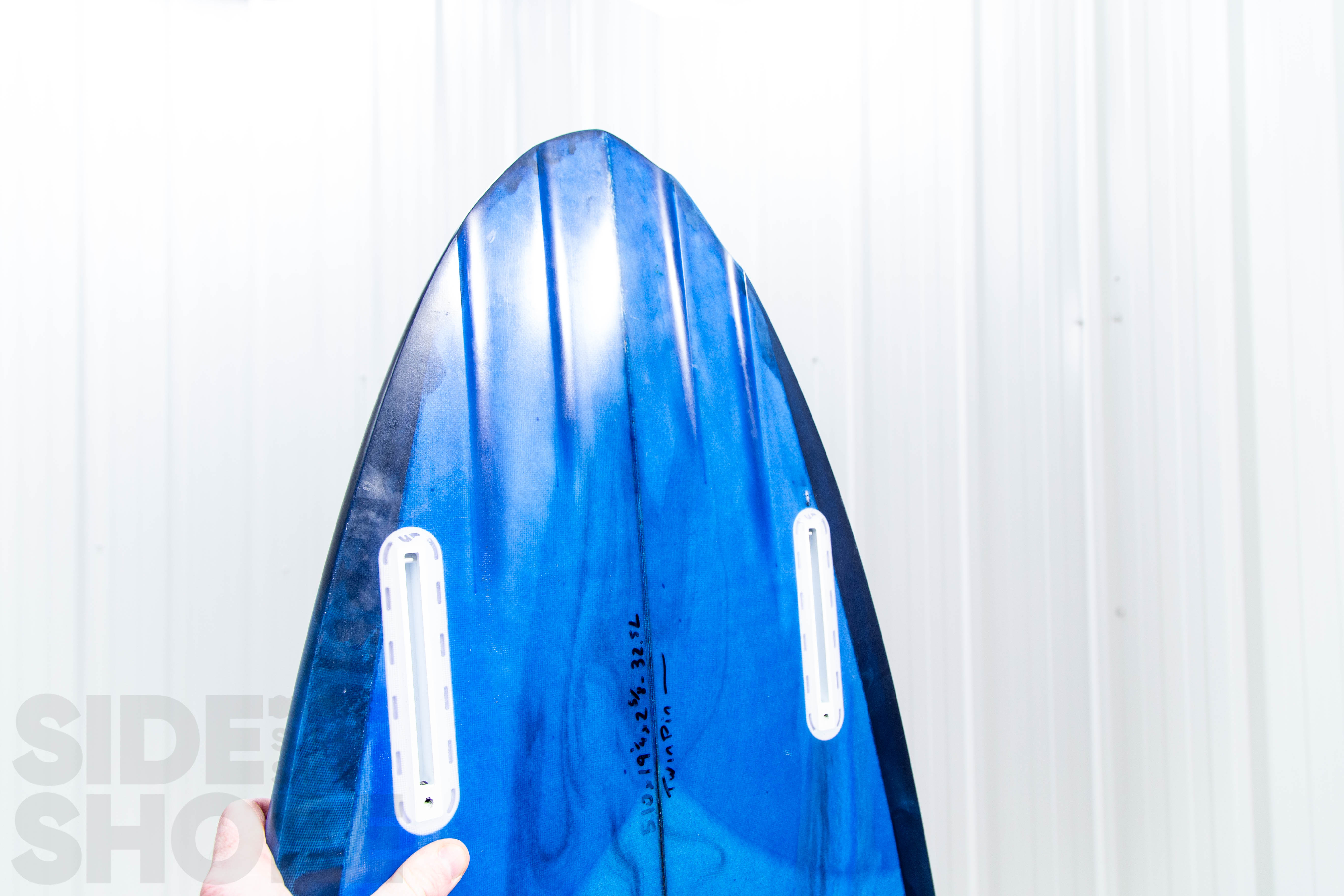 Harmonie Surfboard Twin Pin - 5'10 x 19 1/4'