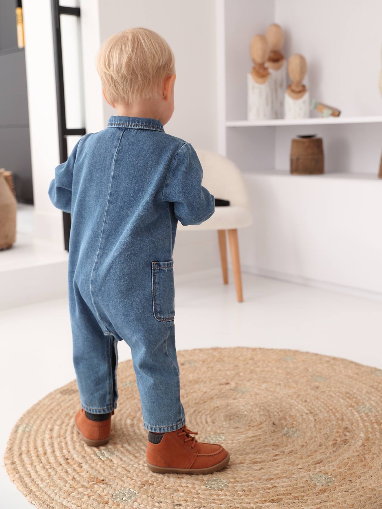 Macacão jeans para bebê cor pedra
