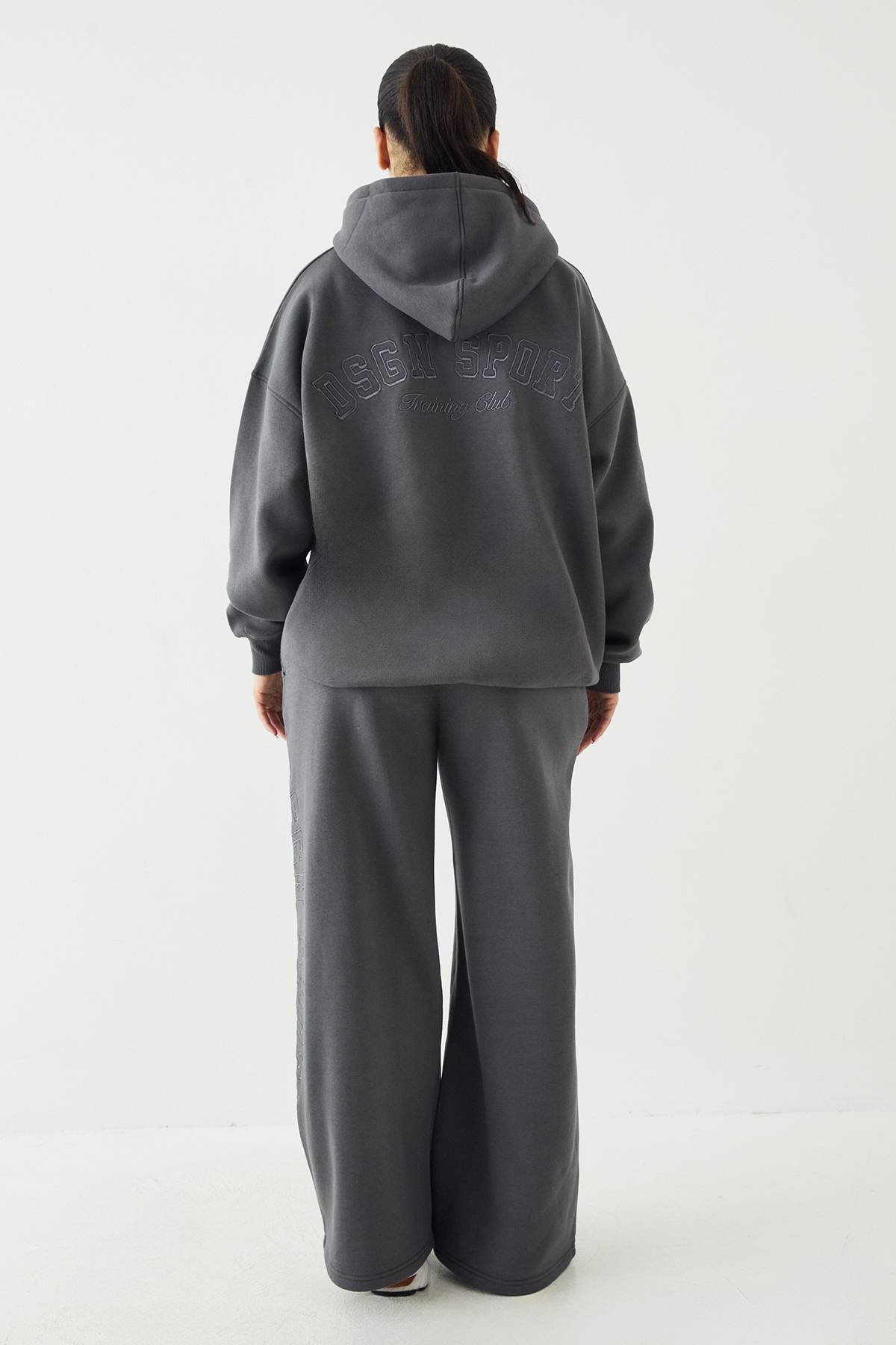 Jogging Jambe Droite DSGN Studio Sport Training Club